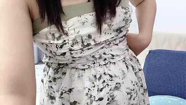 littlecn on StripChat 