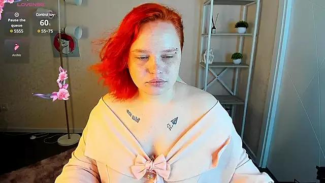 Looly_Rise on StripChat 