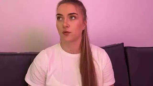 LouraStalter from StripChat