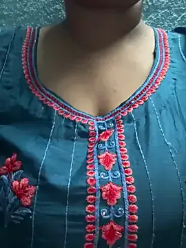 Lovely-Shivani