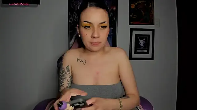 luckylaura — TOPLESS + BOUNCE TITS