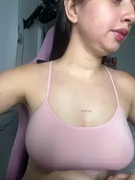 lucy_grey25 on StripChat