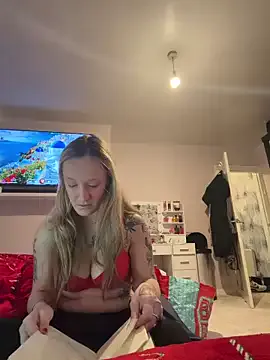 LucyRoseMae — Bend over doggy style 