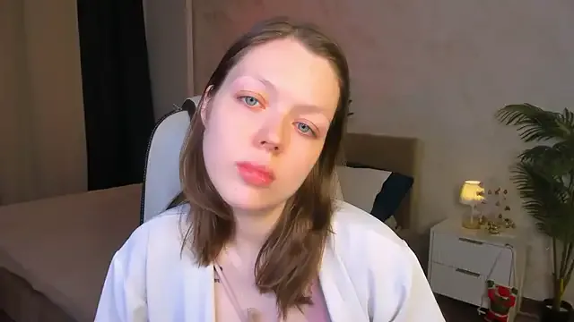 Lunar_Lily — bouncy ass and tits