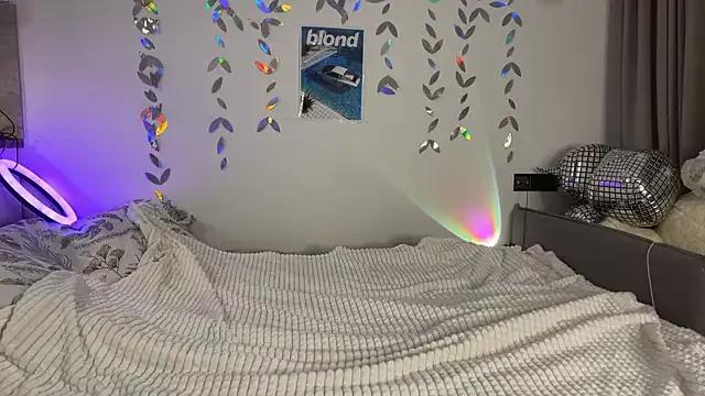 Freechat lxsundollyxl on StripChat