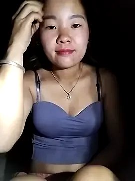 lylylove on StripChat 