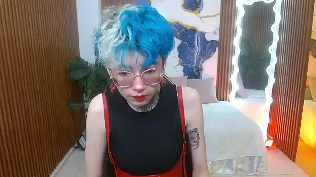 Lyra_tay