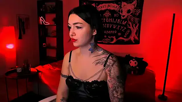 Magic_Allie on StripChat