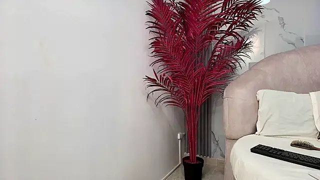 MayaBaker on StripChat 