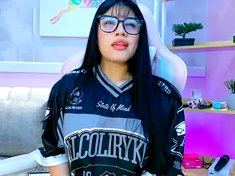 MeghanRoosee