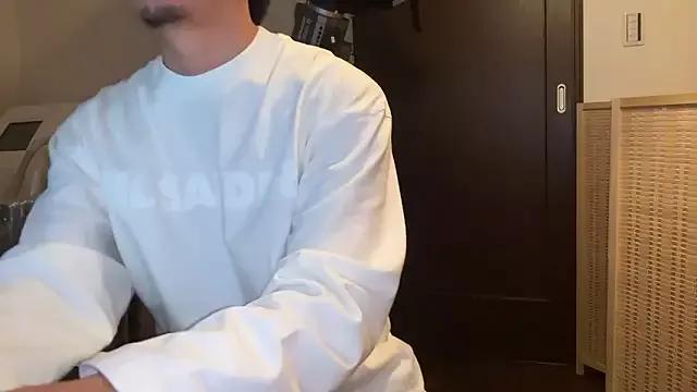 Men-esthe-Live from StripChat