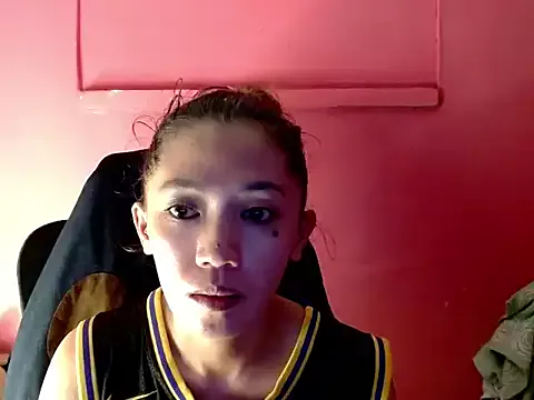 mia_slut0810