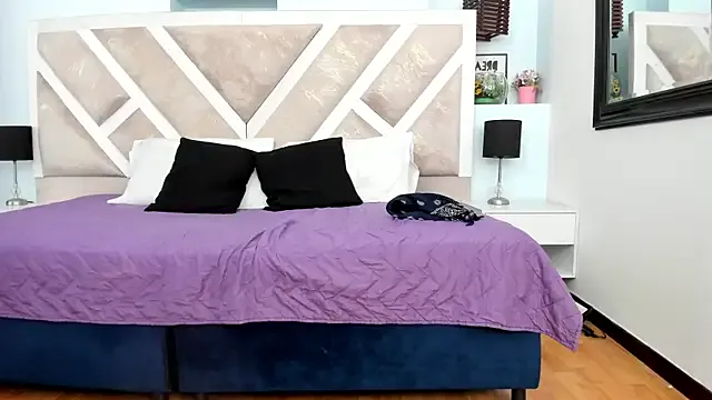Mia_Velez1