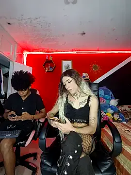 Micaela_And_Violeta