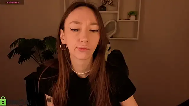 Miche1le_Allenne — show tits and play with them