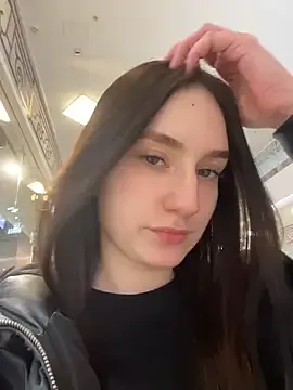 Midnight_Siren — TOTALLY NAKED RIGHT NOW!