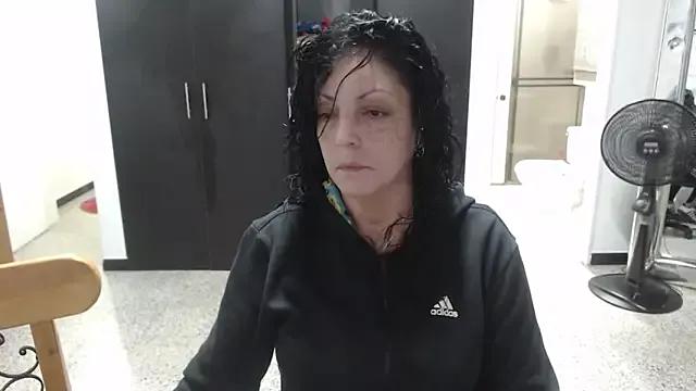 mijal_queen on StripChat 