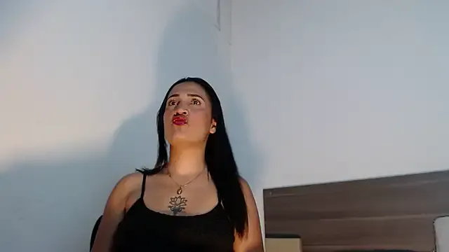 Mila_cams1_