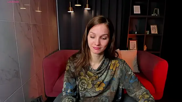 MirandaGlow — Group on StripChat