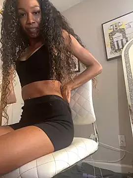 mismialove on StripChat 