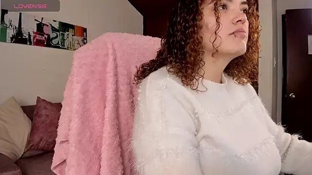 Missbrave1 on StripChat 