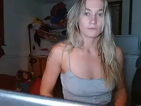 missymilf on StripChat 