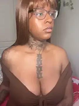 MistiSavannah from StripChat