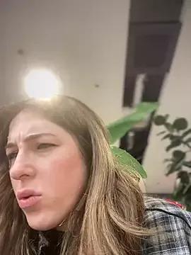 MommmyYummy on StripChat 
