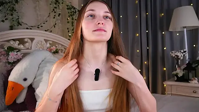 MonaEldon — Make my ass tremble with pleasure