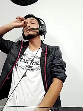 mosmar_20 on StripChat 