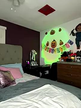 Sexy MyHoneyFrida wants you to fuck her body now MyHoneyFrida from StripChat