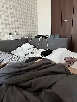 NANAchan_R on StripChat 