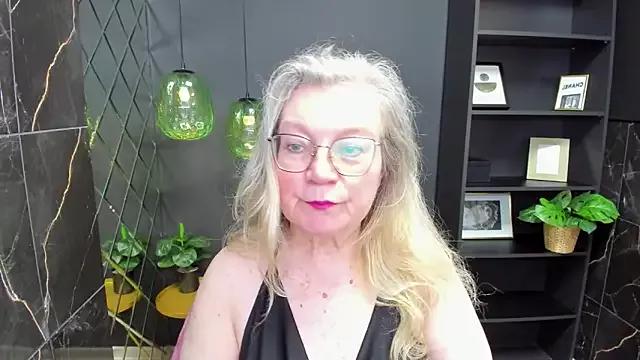NataliMellow on StripChat 