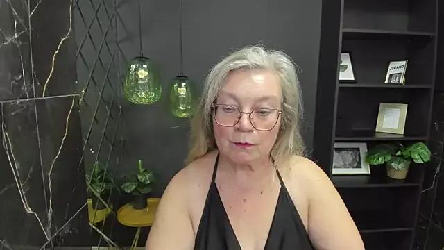 NataliMellow on StripChat 