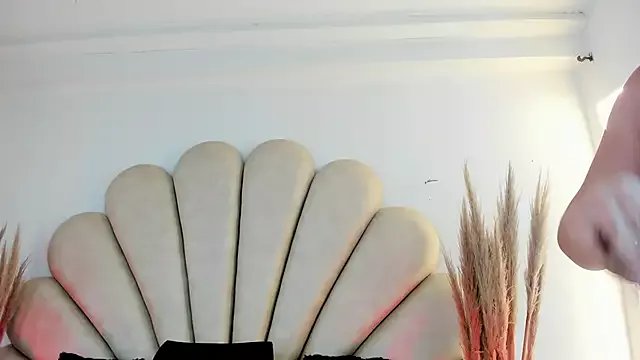 Natasha__Blue on StripChat 