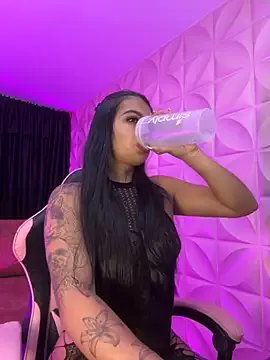 NattGomez on StripChat 