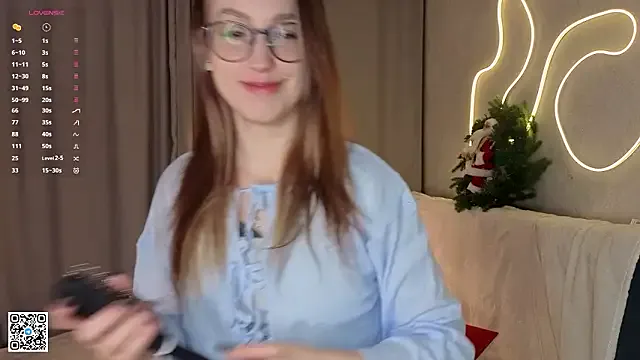 NicolaHulse — Tease with my top... and lift it just a li