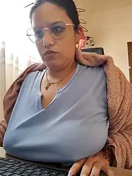 NyxSin — in panties and bra x2 minutes