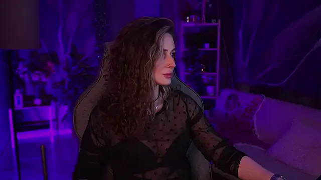 OliviaMcClean on StripChat