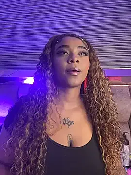 pamela_west — control my toy for 5 minutes