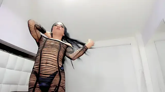 party_star_ts —  hello my queens + full naked 