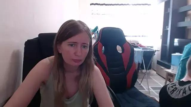 Group PeterAndJen on StripChat