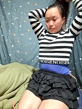 Phoena-a on StripChat