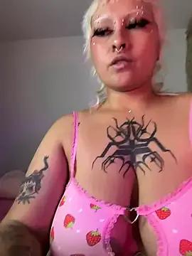 pinkbaddie777 on StripChat