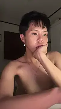 Plaxtique on StripChat