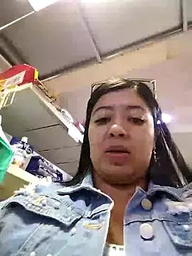 Pp-ari4na03 on StripChat 