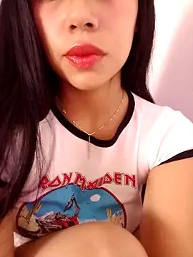 pretty_love28 from StripChat