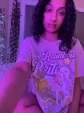 Checkout StripChat's Princess_hennessy Princess_hennessy from StripChat