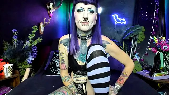 Purple_Coffin666 on StripChat 