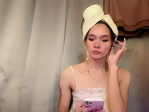 Sweet Queen_lucinda wants you to fuck zir body now queen_lucinda from StripChat